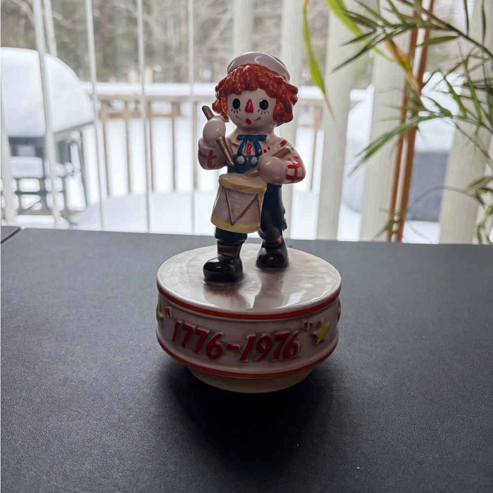 Sankyo Vintage Raggedy Andy Musical Drummer Figurine Made in Japan